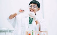 Secondary School Biology, Chemistry or Physics: Which to Take?