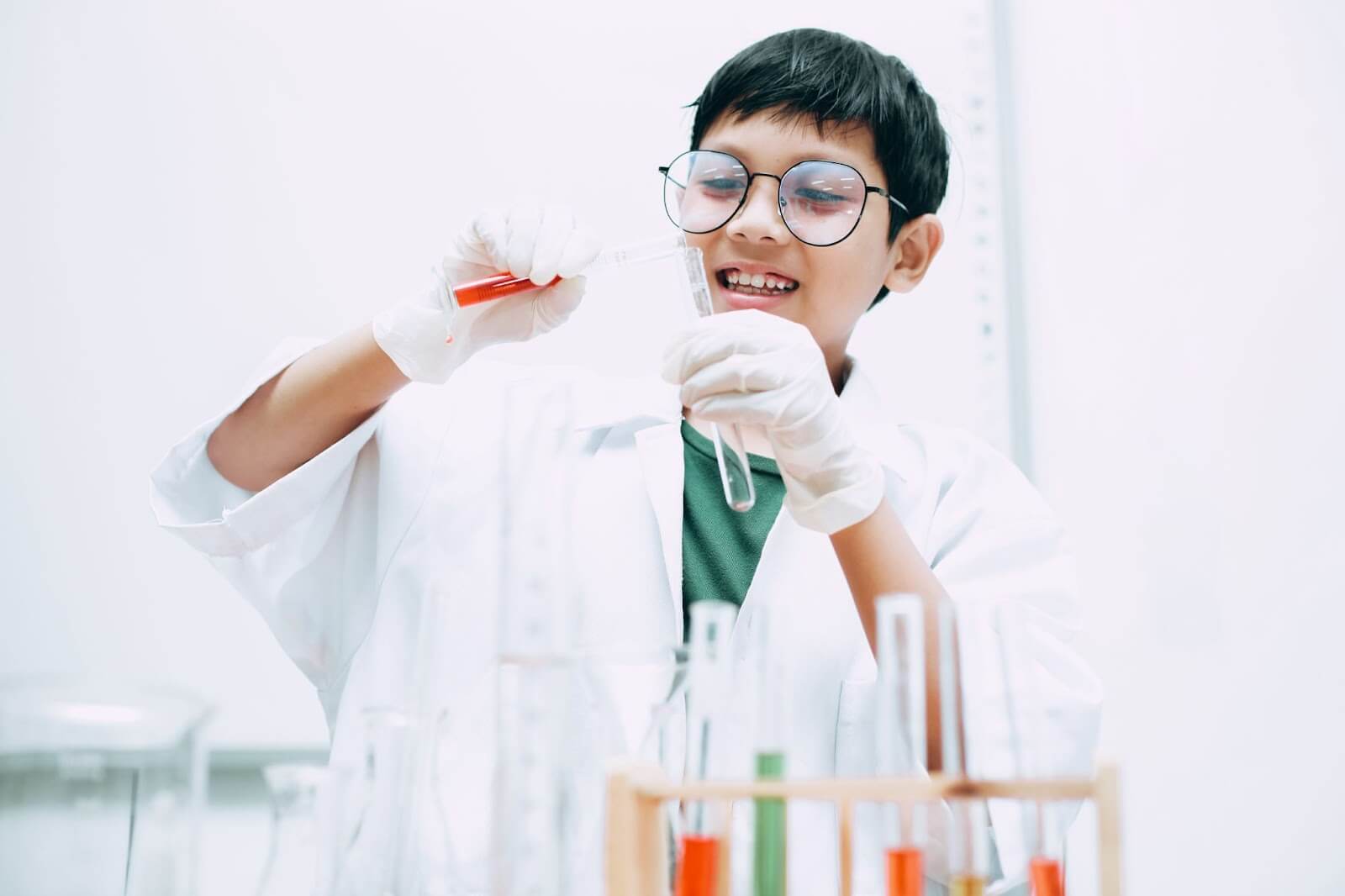 Secondary School Biology, Chemistry or Physics: Which to Take?